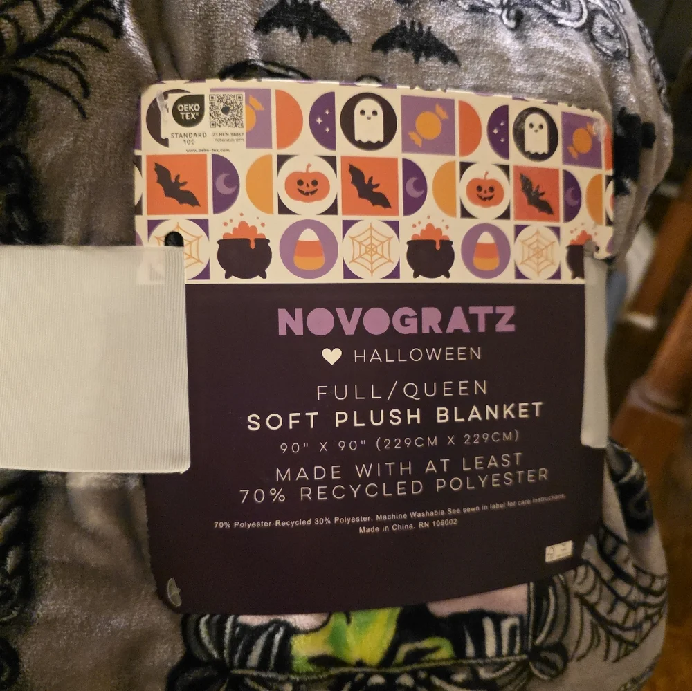 Novogratz Halloween Blanket Throw 90 Queen Full Mummy Witch Home Goods